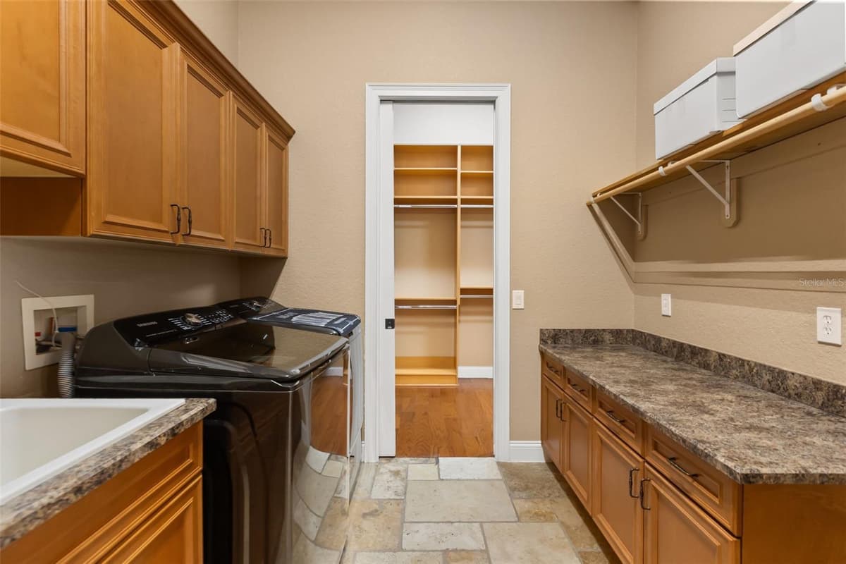 2117 STURBRIDGE COURT — photo 73 of 84