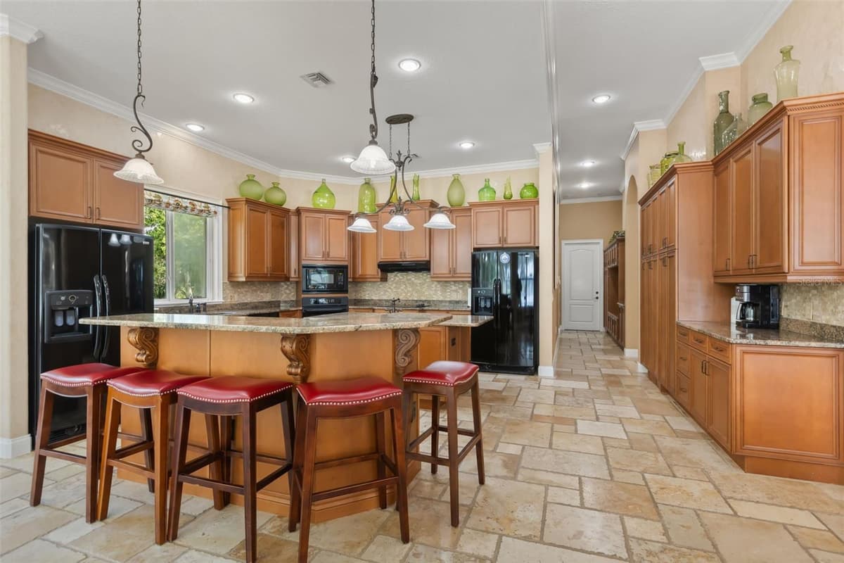 2117 STURBRIDGE COURT — photo 20 of 84