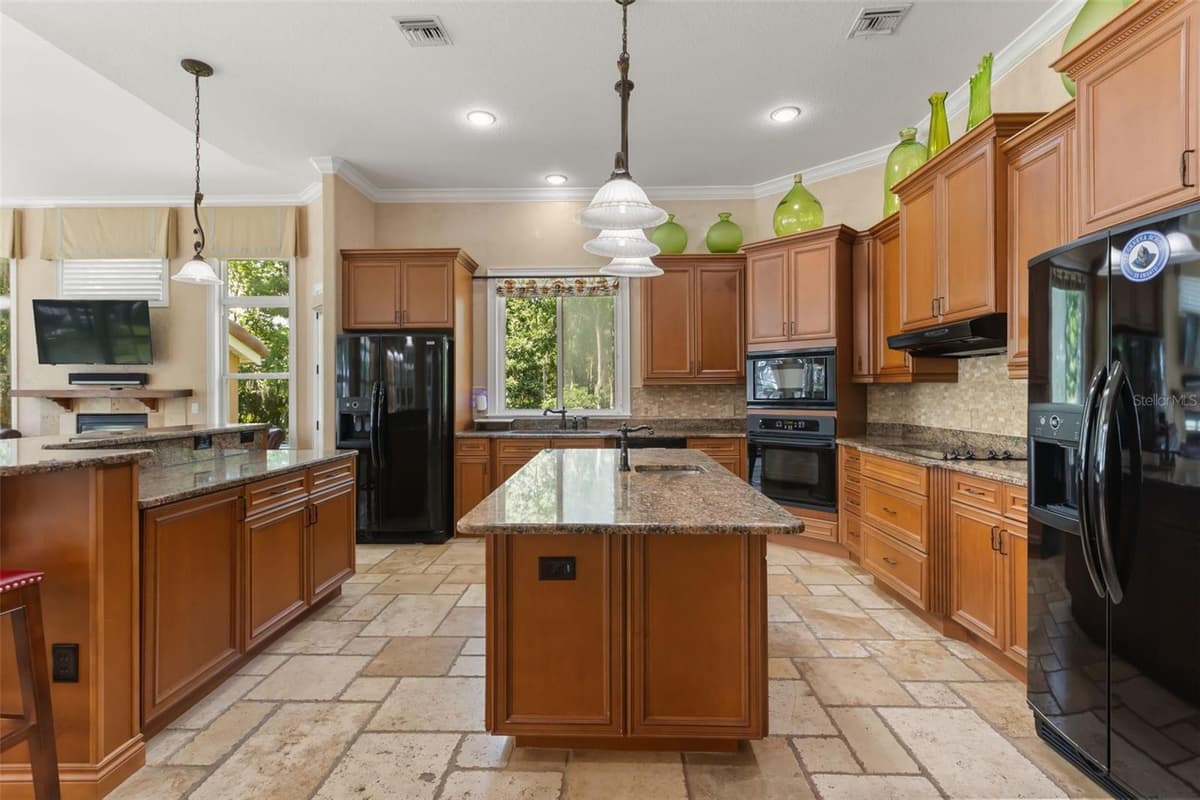 2117 STURBRIDGE COURT — photo 23 of 84