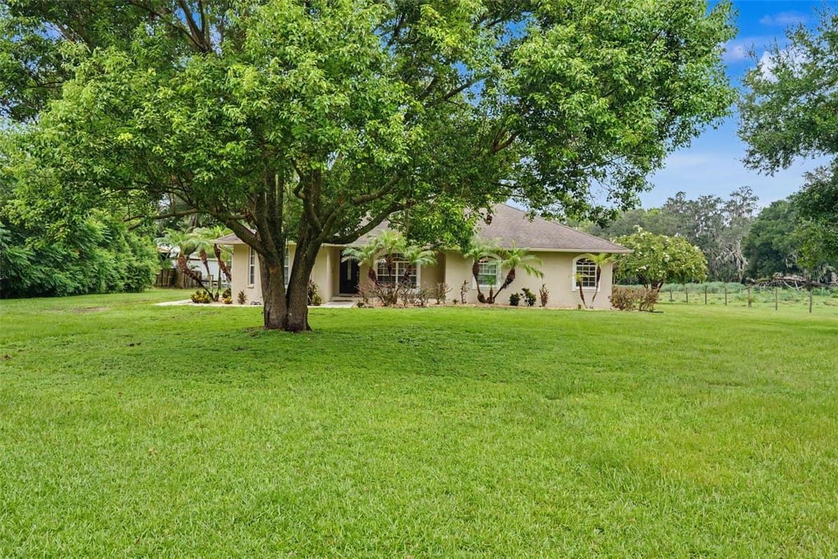 4618 REOLA ROAD — photo 1 of 35