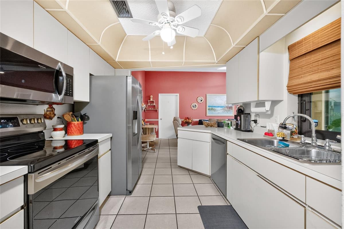7289 MAMOUTH STREET — photo 17 of 64