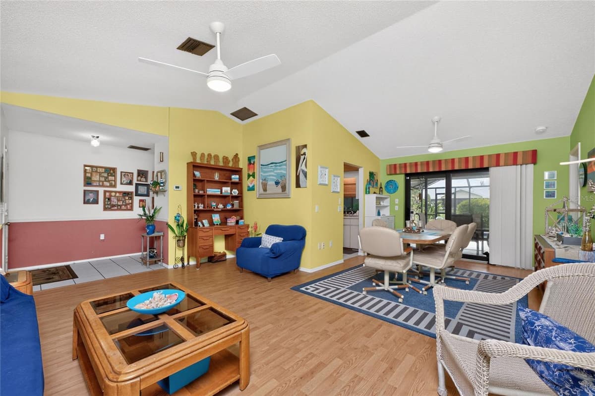 7289 MAMOUTH STREET — photo 13 of 64