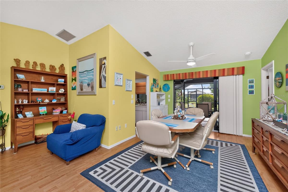 7289 MAMOUTH STREET — photo 14 of 64