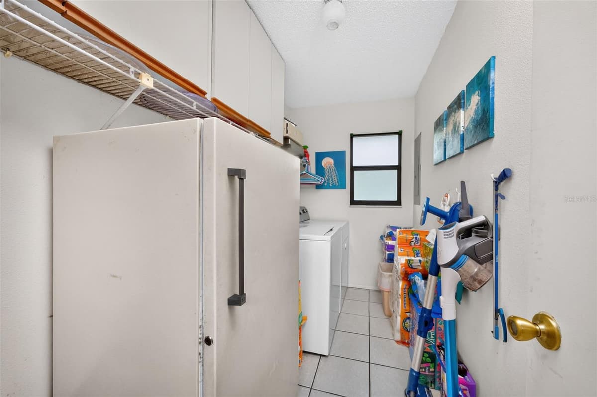 7289 MAMOUTH STREET — photo 23 of 64