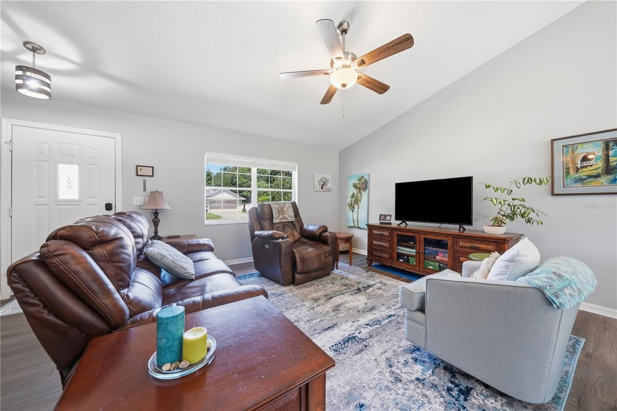 3835 13TH AVENUE — photo 8 of 40