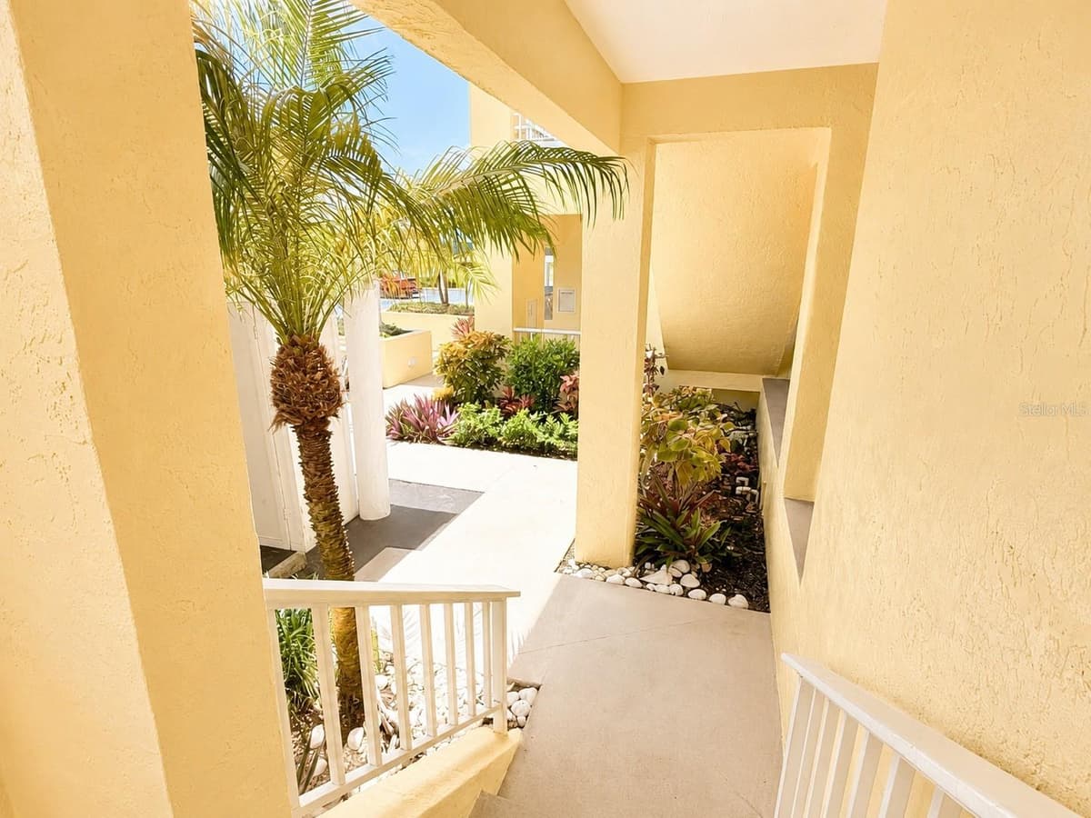 2424 PLACIDA ROAD — photo 10 of 60