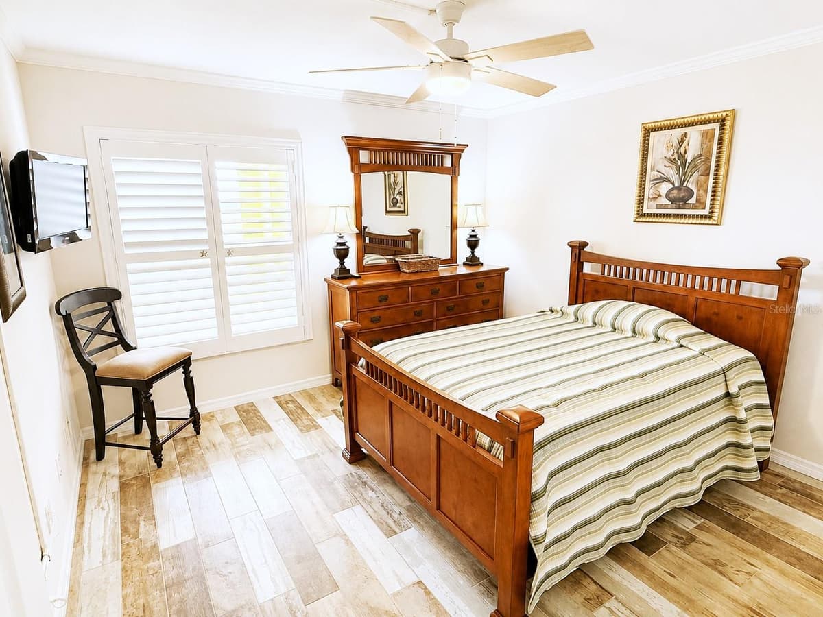 2424 PLACIDA ROAD — photo 30 of 60