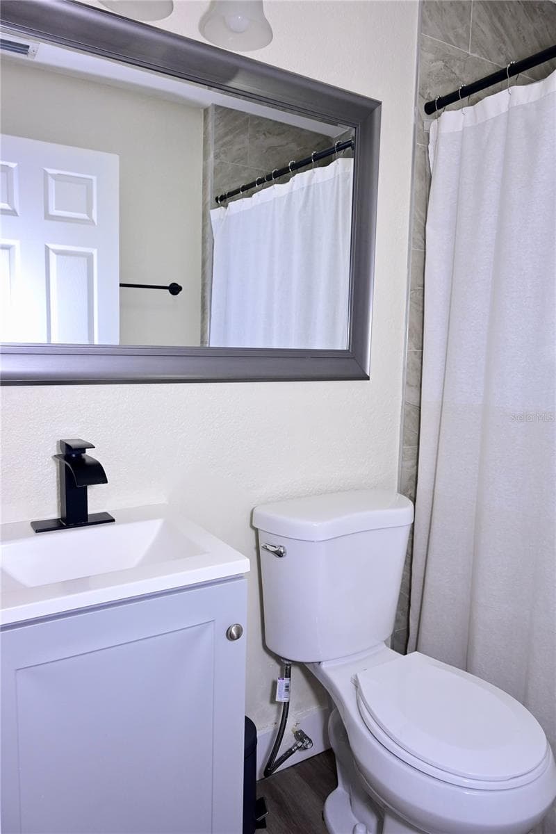 306 FERN ROAD — photo 13 of 20