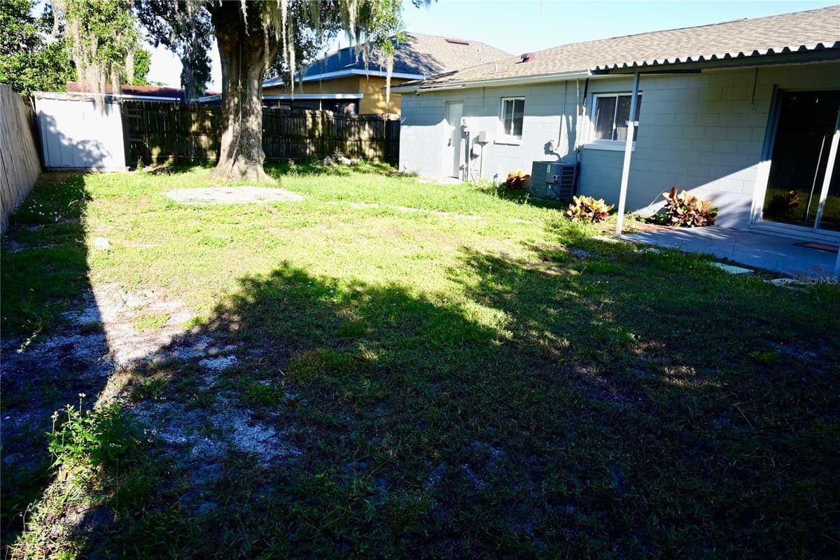 306 FERN ROAD — photo 19 of 20