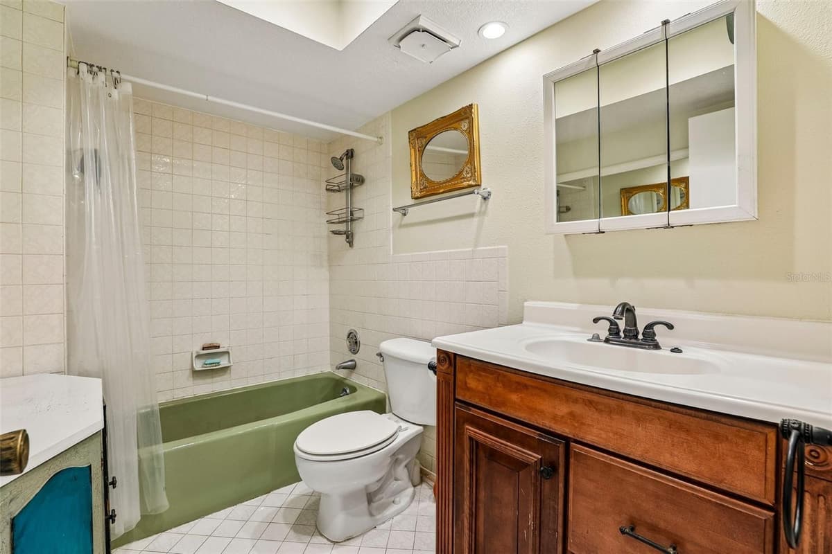 460 OAK HAVEN DRIVE — photo 28 of 39