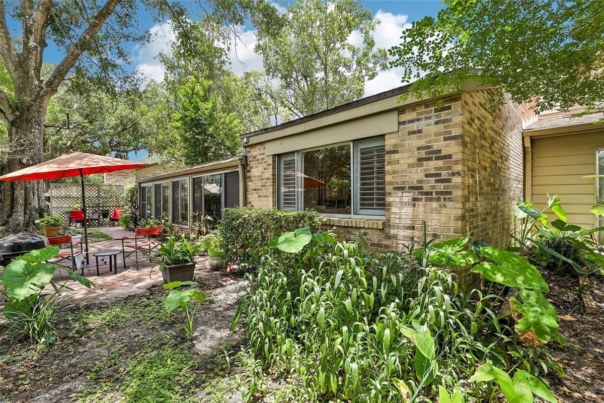 460 OAK HAVEN DRIVE — photo 38 of 39