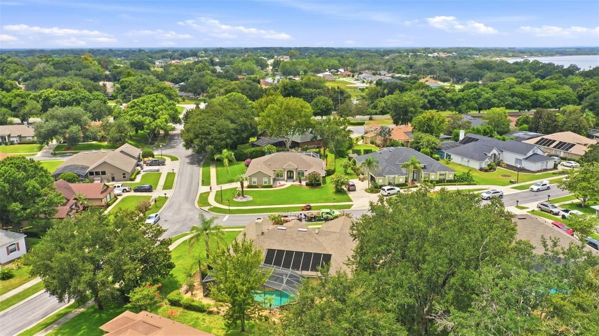 11310 SUSANS POINT DRIVE — photo 41 of 45