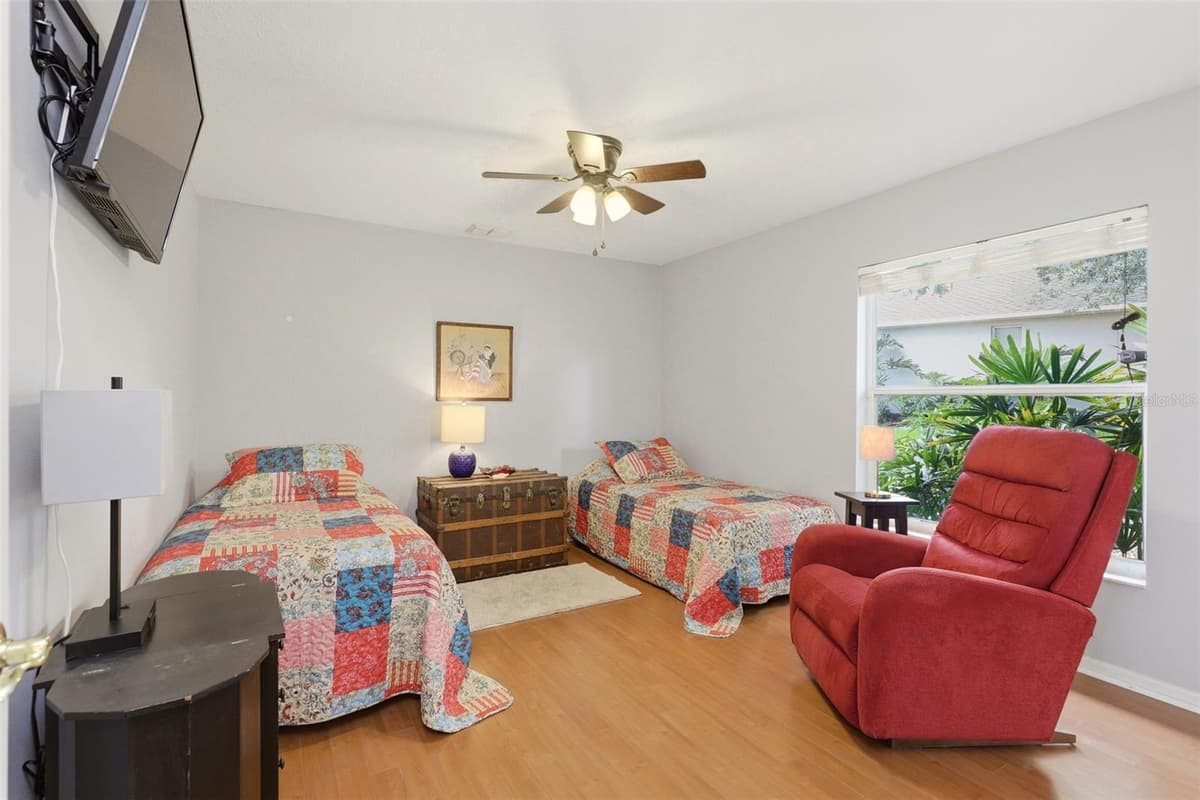 11310 SUSANS POINT DRIVE — photo 36 of 45
