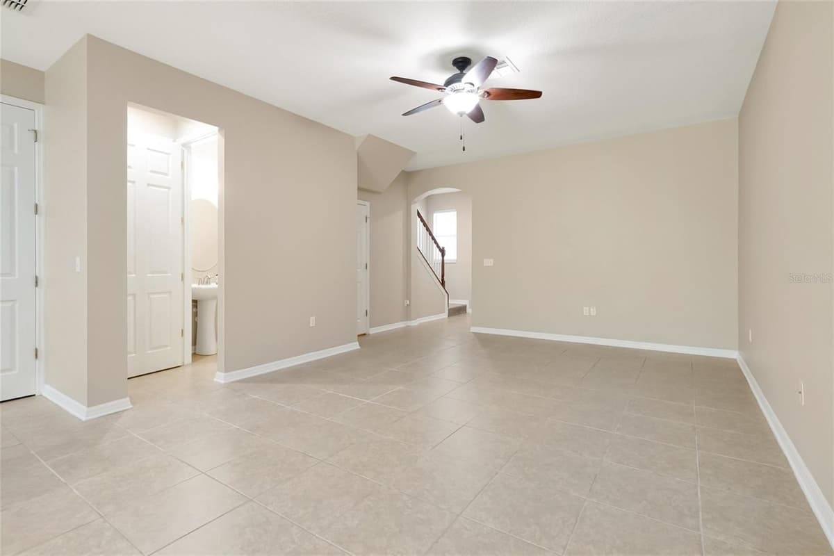 342 REED GRASS DRIVE — photo 6 of 50
