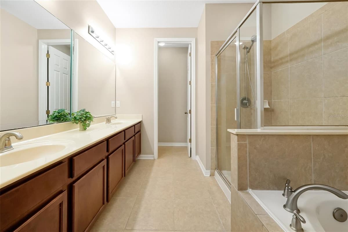 342 REED GRASS DRIVE — photo 20 of 50