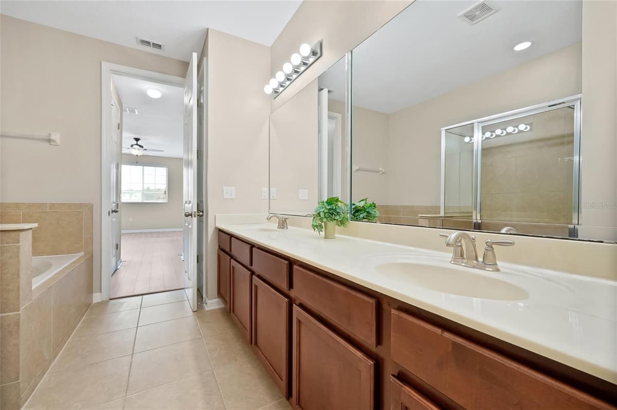 342 REED GRASS DRIVE — photo 21 of 50