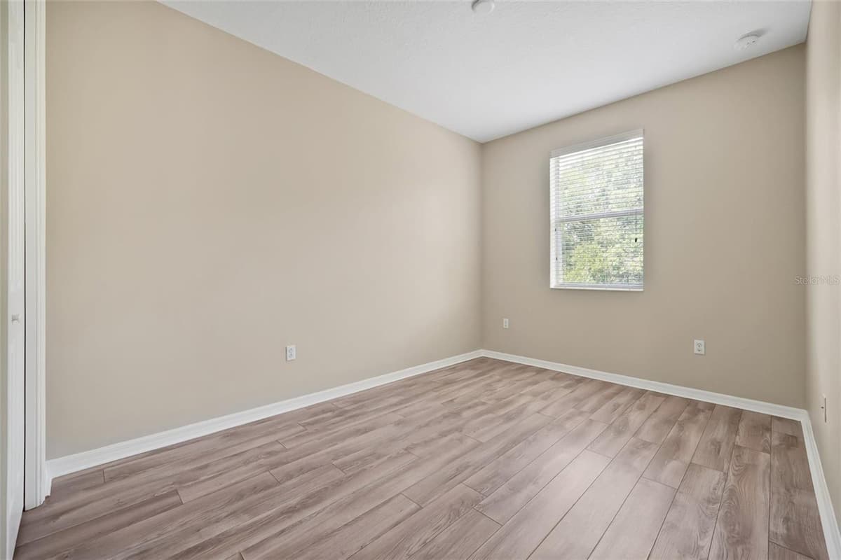 342 REED GRASS DRIVE — photo 24 of 50