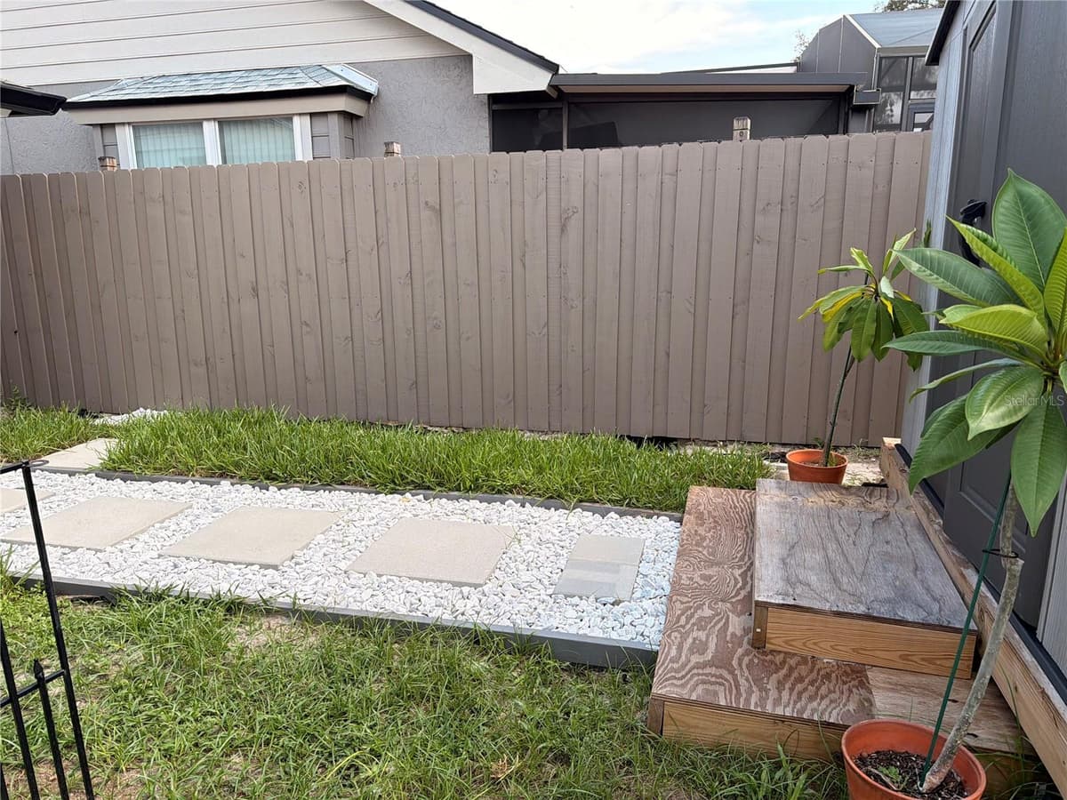 623 HOLBROOK CIRCLE — photo 33 of 33