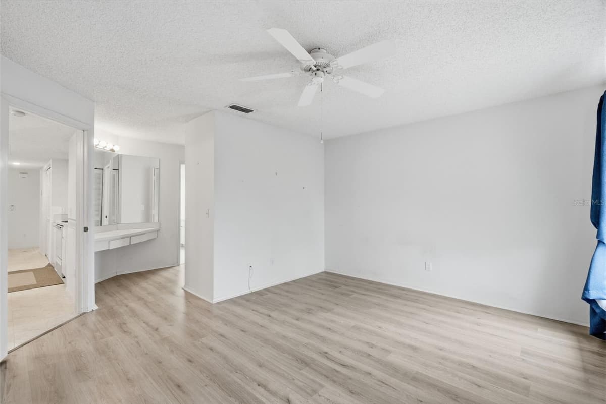 3960 SAILMAKER LANE — photo 14 of 42
