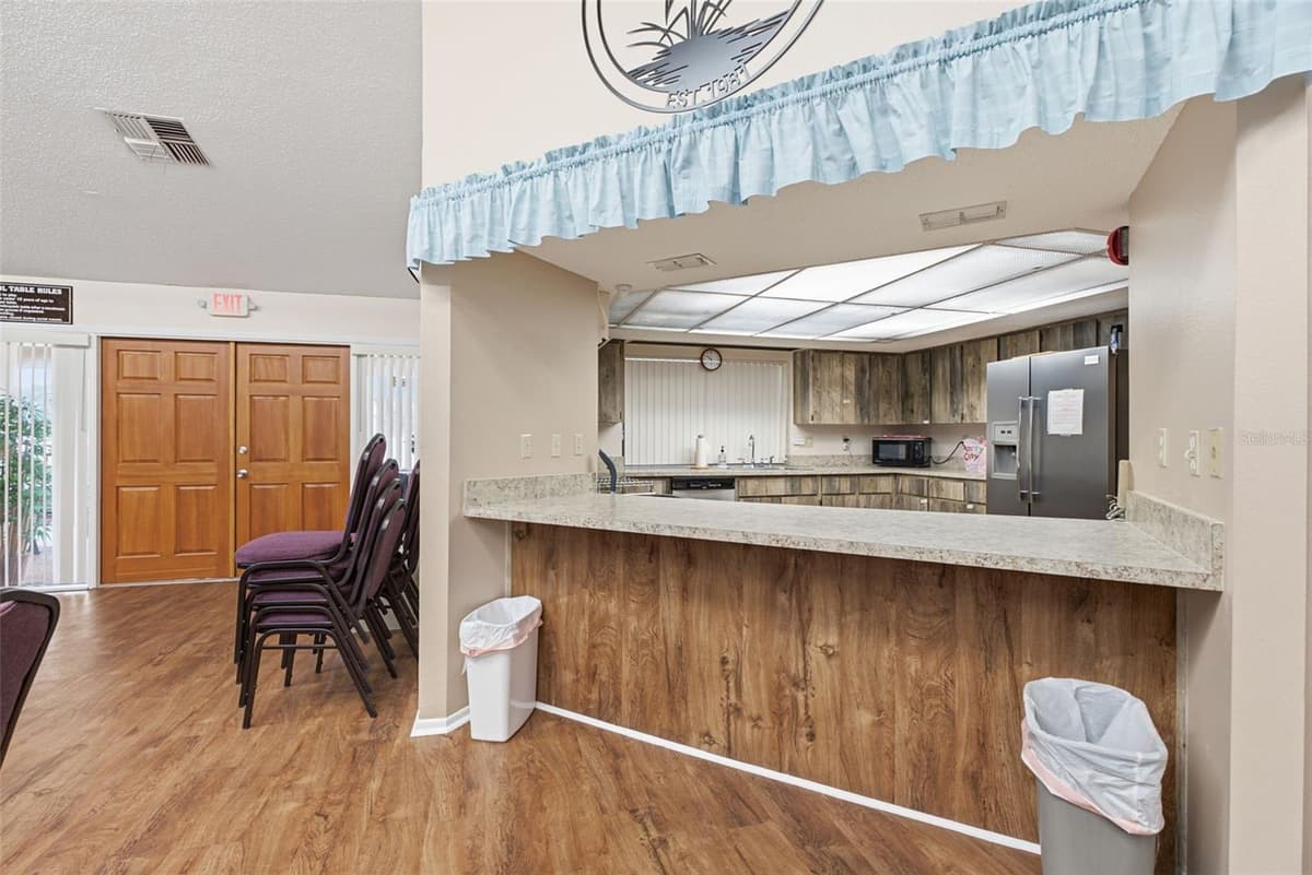 3960 SAILMAKER LANE — photo 40 of 42