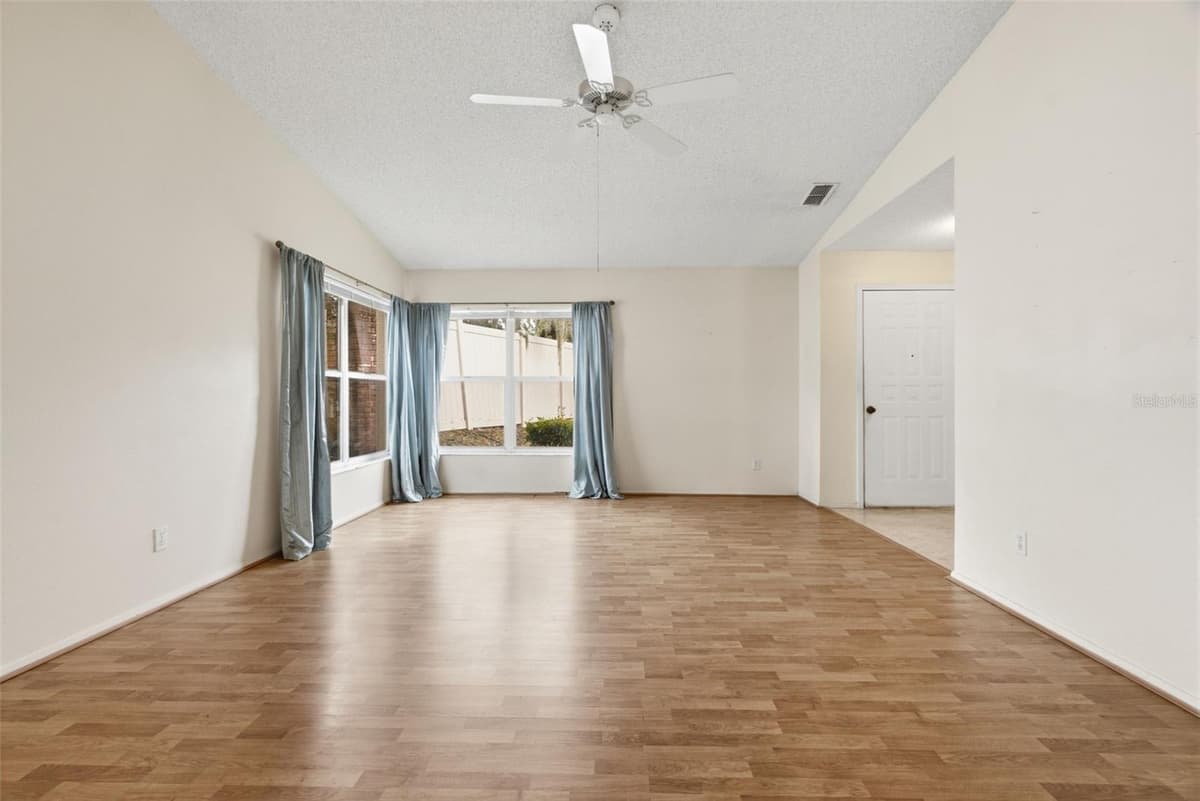 3960 SAILMAKER LANE — photo 5 of 42