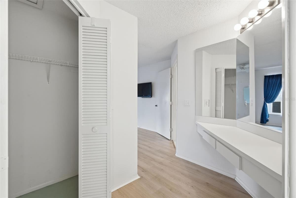 3960 SAILMAKER LANE — photo 17 of 42