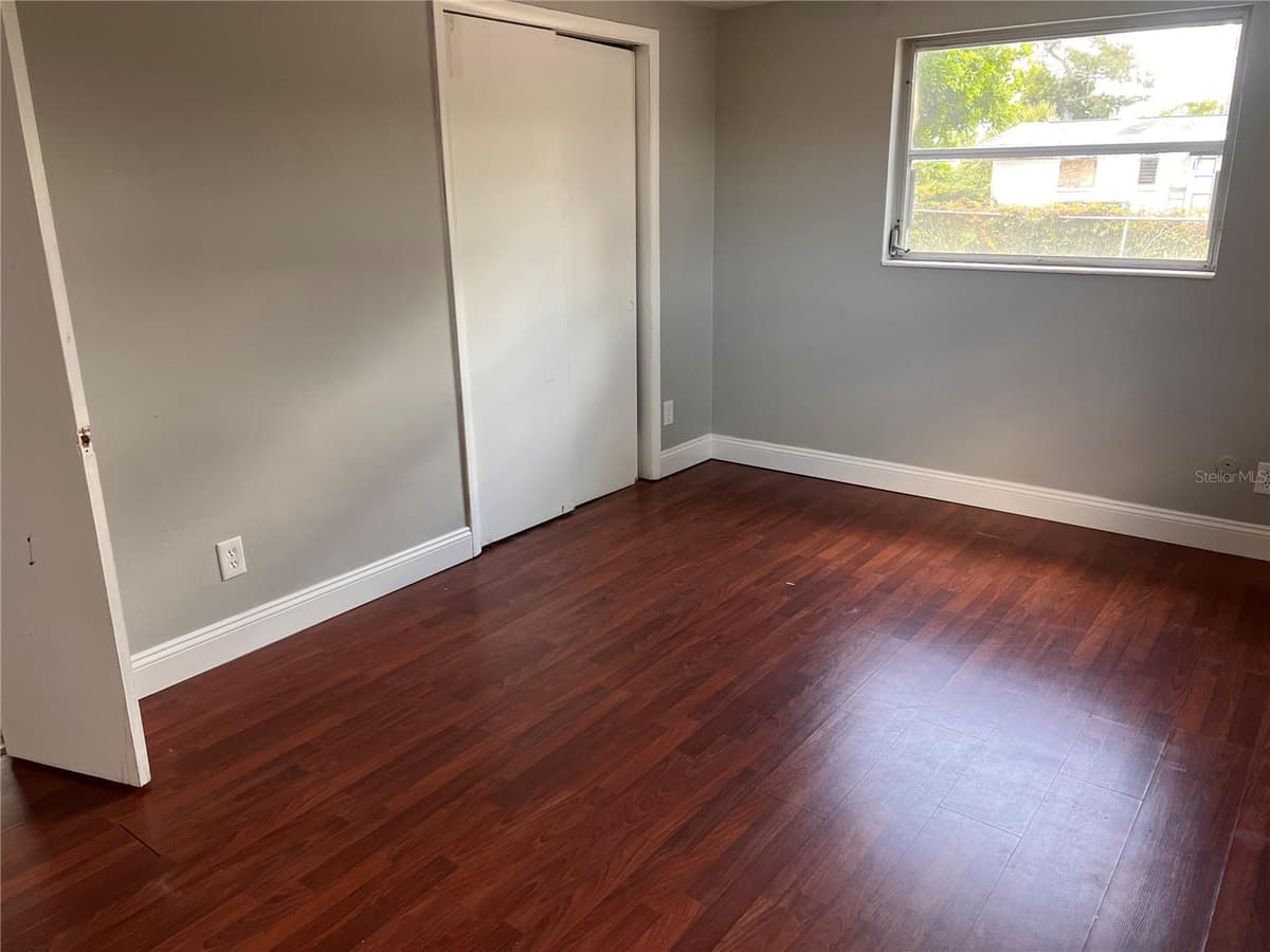6111 ROLLINS STREET — photo 13 of 16