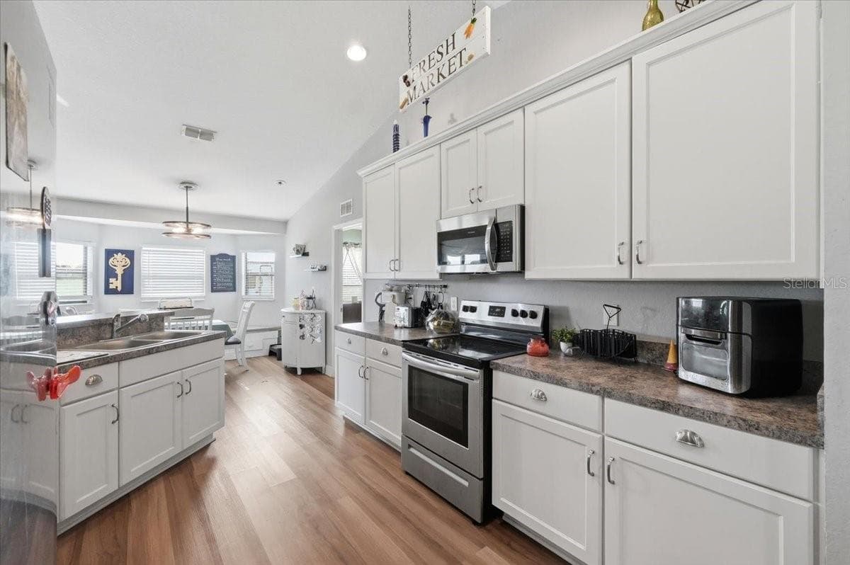 828 ULMER ROAD — photo 8 of 37