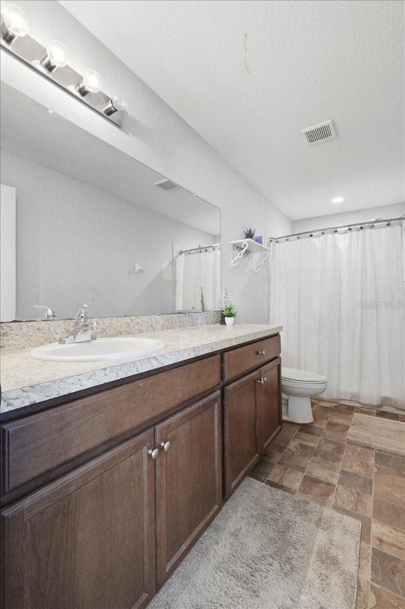 828 ULMER ROAD — photo 19 of 37