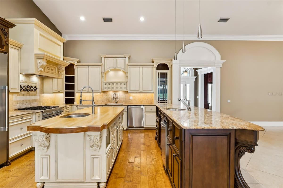 15000 THOROUGHBRED LN — photo 22 of 92