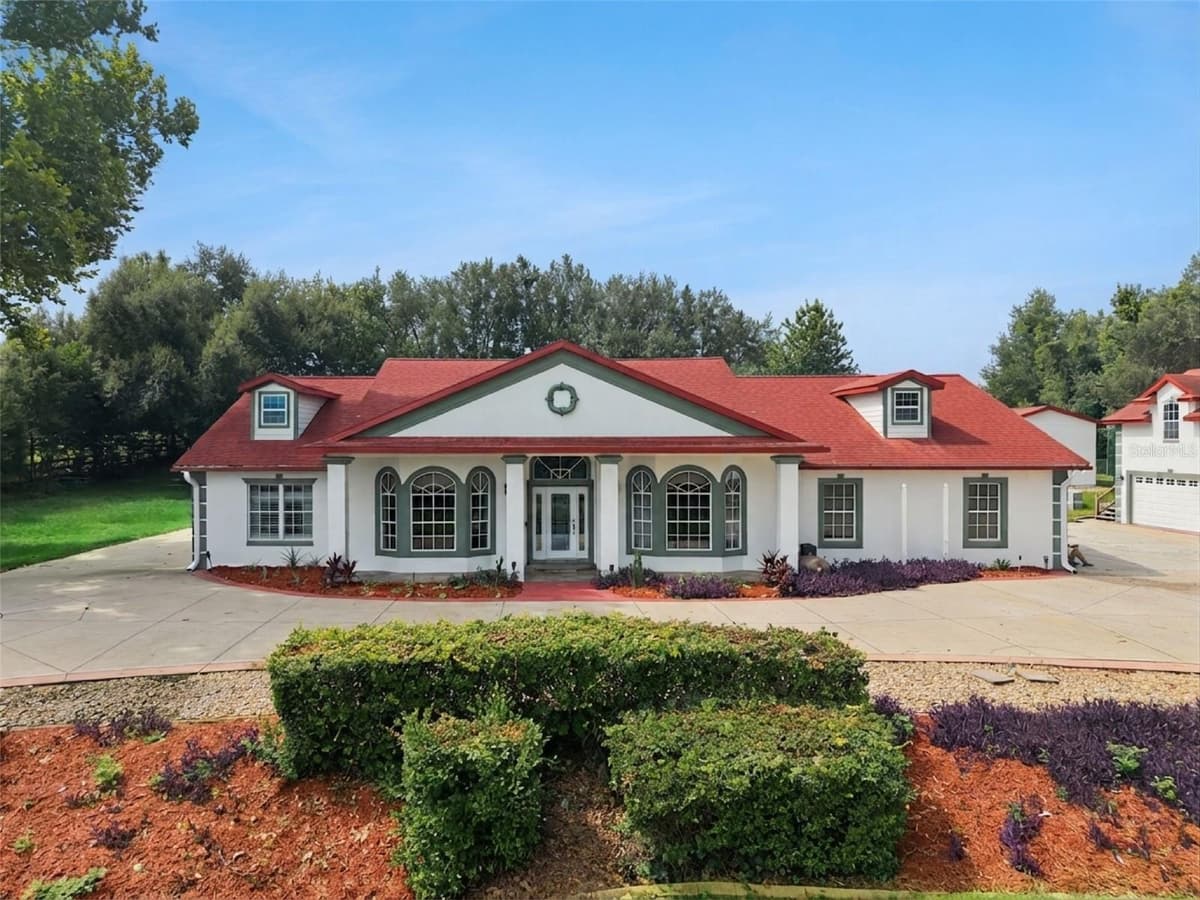 15000 THOROUGHBRED LN — photo 1 of 92