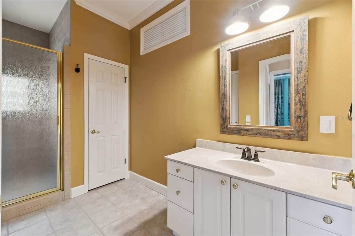 15000 THOROUGHBRED LN — photo 47 of 92