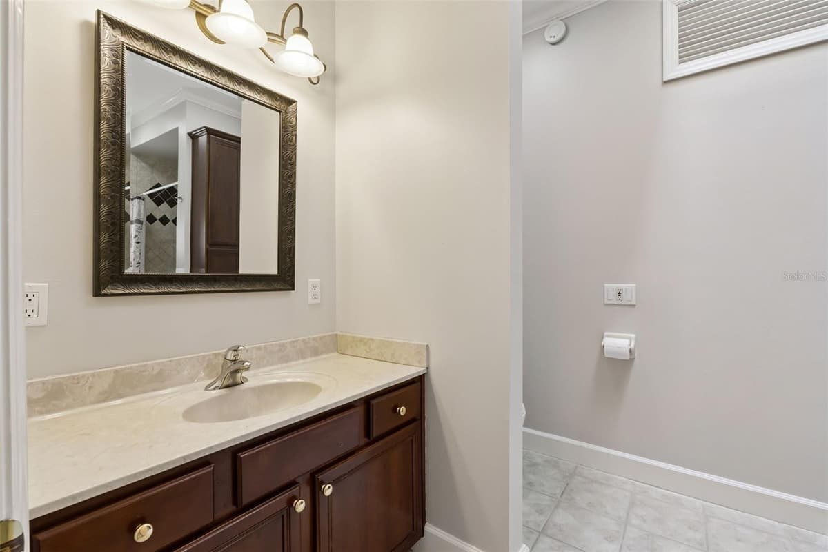 15000 THOROUGHBRED LN — photo 44 of 92