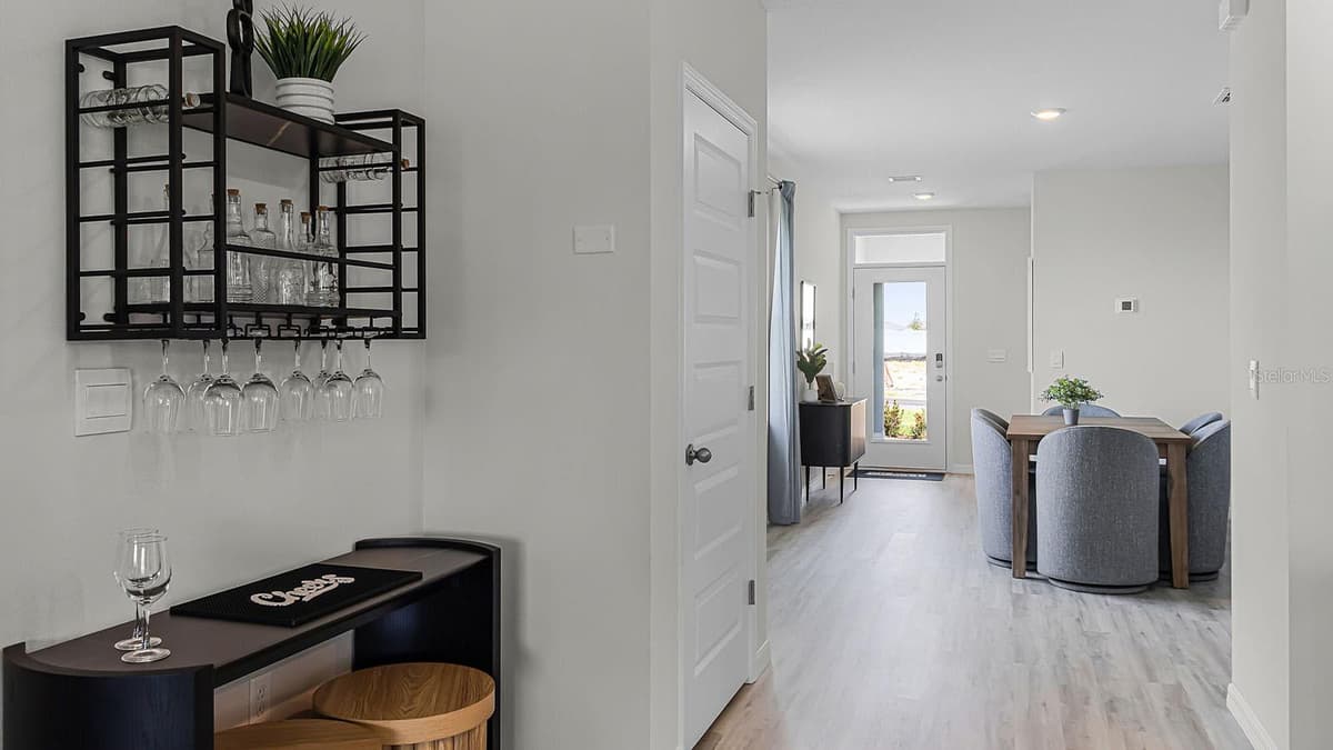 4052 GIORGIO DRIVE — photo 13 of 29