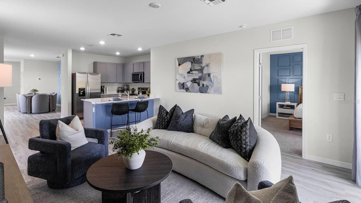 4052 GIORGIO DRIVE — photo 17 of 29