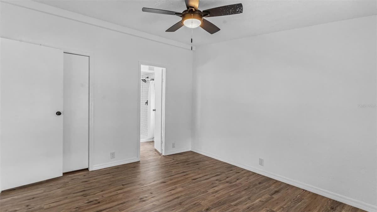 5039 ROLLINGLEN LOOP — photo 13 of 31