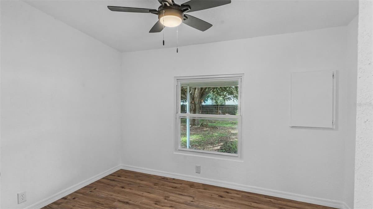 5039 ROLLINGLEN LOOP — photo 24 of 31