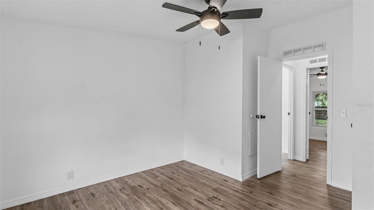 5039 ROLLINGLEN LOOP — photo 18 of 31