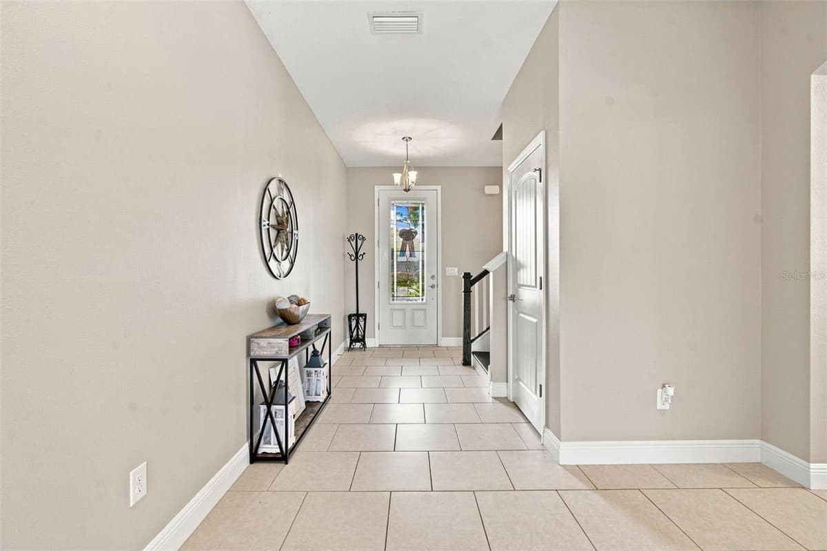 5306 SILVER SUN DRIVE — photo 9 of 100