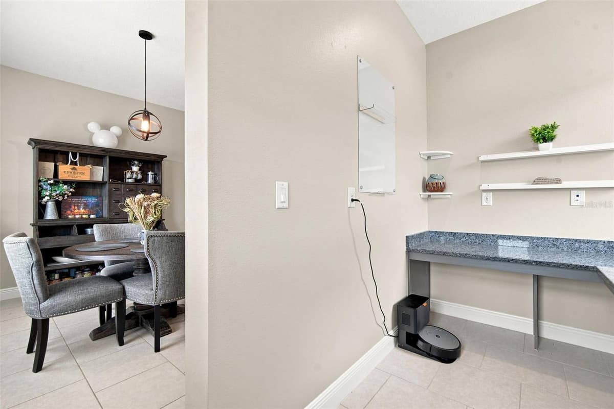 5306 SILVER SUN DRIVE — photo 25 of 100