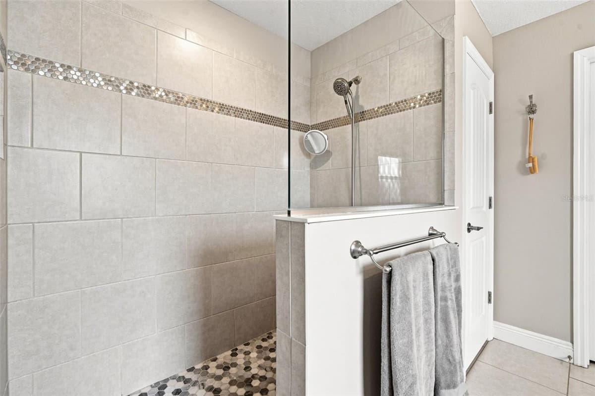 5306 SILVER SUN DRIVE — photo 54 of 100