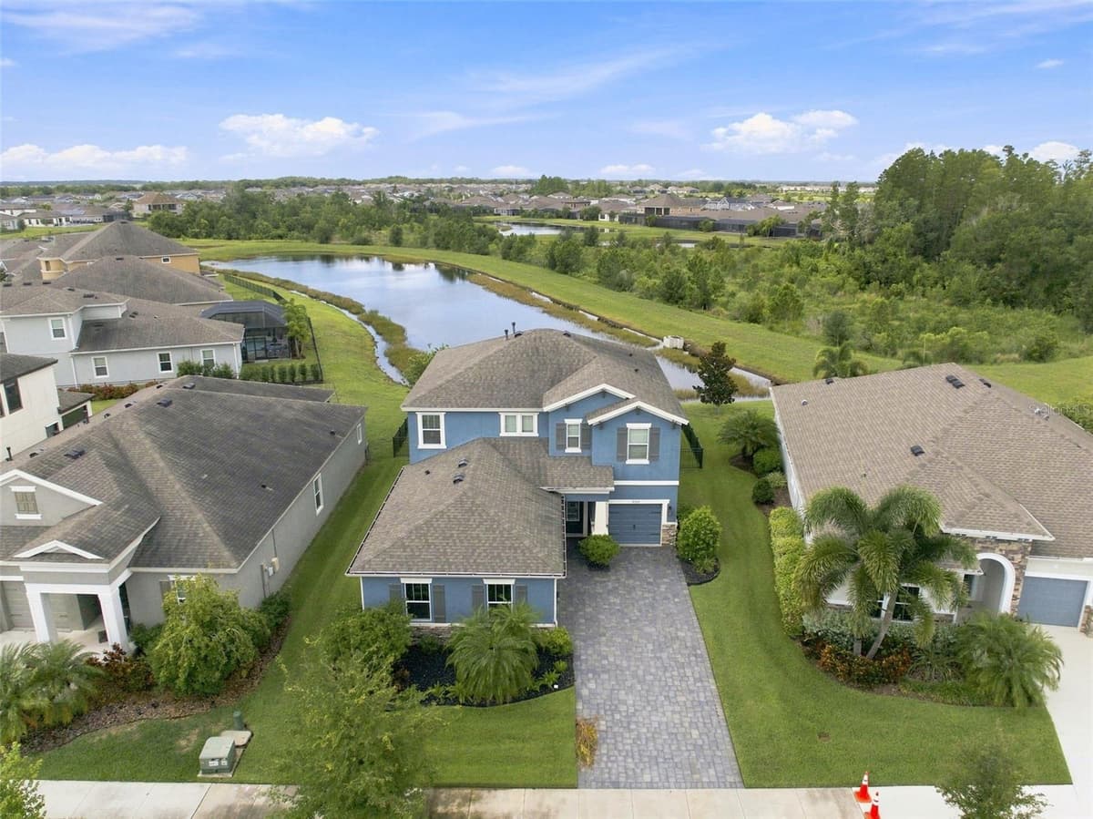 5306 SILVER SUN DRIVE — photo 3 of 100