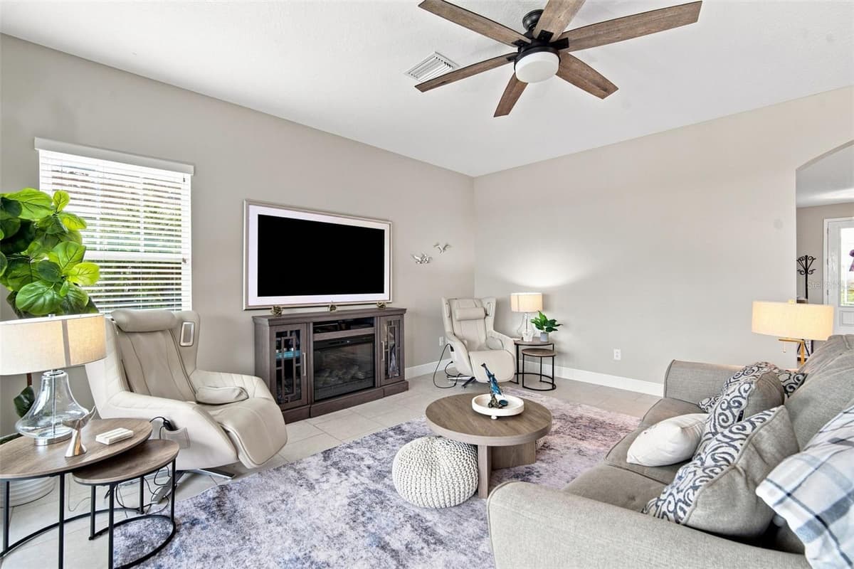 5306 SILVER SUN DRIVE — photo 29 of 100