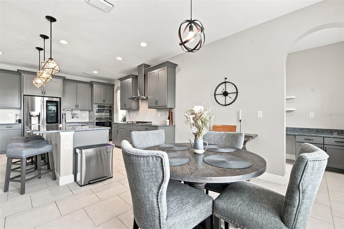 5306 SILVER SUN DRIVE — photo 22 of 100