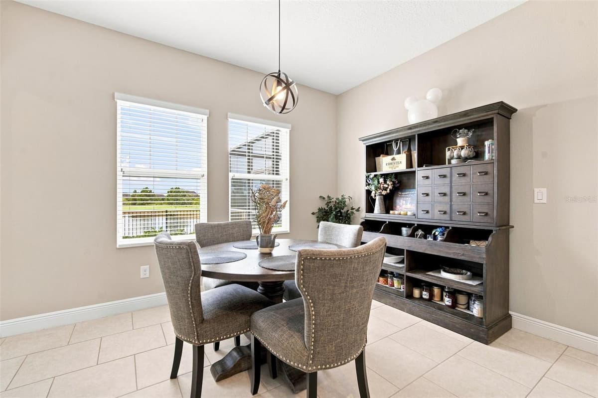 5306 SILVER SUN DRIVE — photo 23 of 100