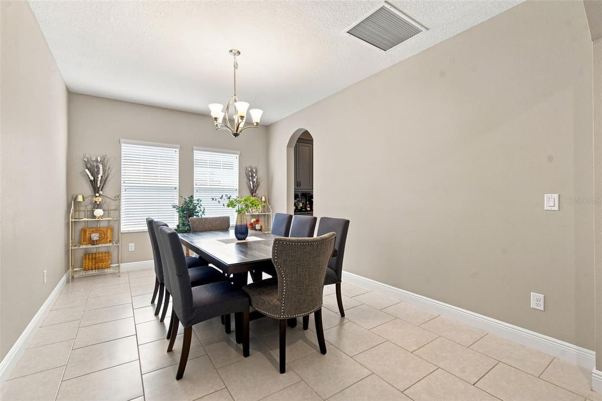 5306 SILVER SUN DRIVE — photo 32 of 100