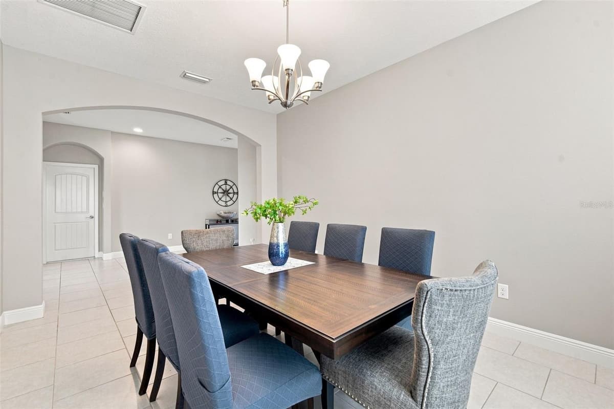5306 SILVER SUN DRIVE — photo 34 of 100