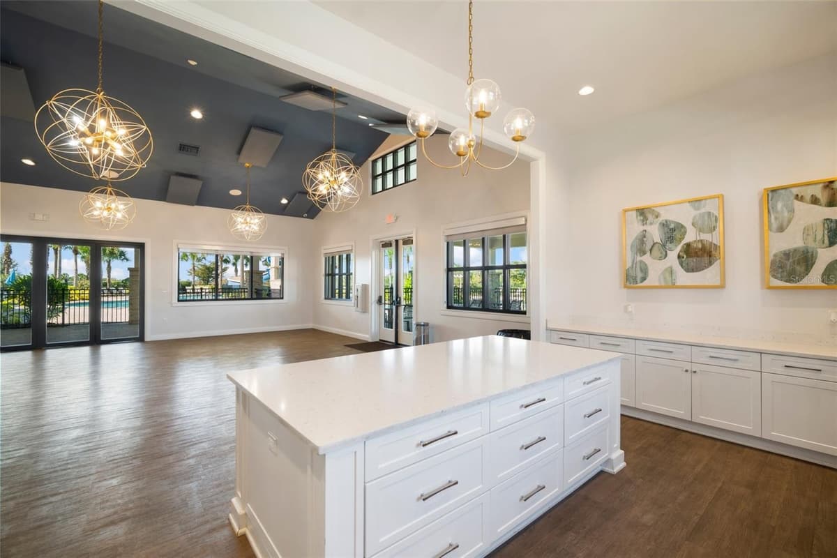 5306 SILVER SUN DRIVE — photo 84 of 100