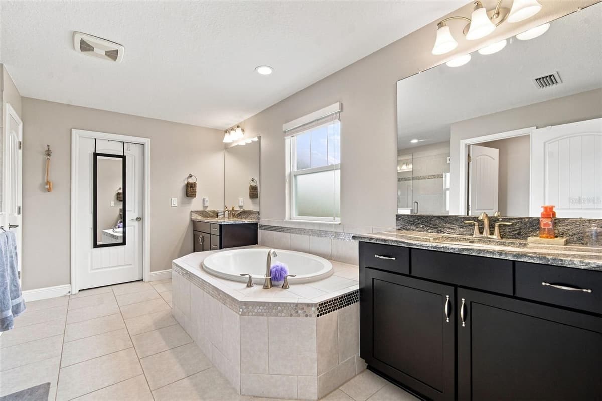 5306 SILVER SUN DRIVE — photo 52 of 100
