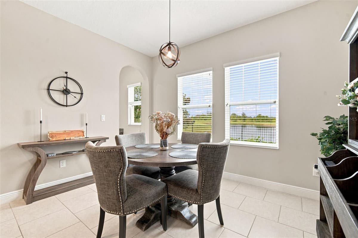 5306 SILVER SUN DRIVE — photo 24 of 100